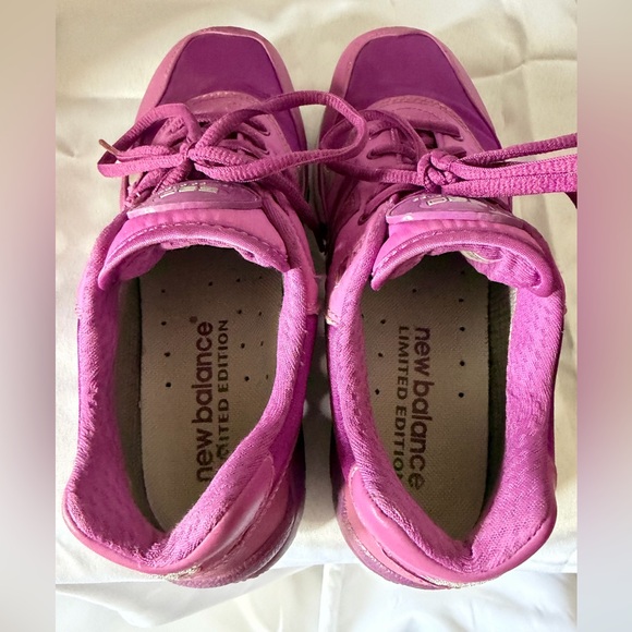 New Balance - Picture 6 of 8